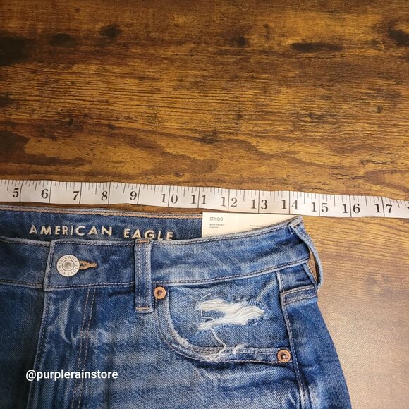 American Eagle Mom Shorts Size 4 Hi Rise Strigid Medium Light Wash NWT - Picture 8 of 13